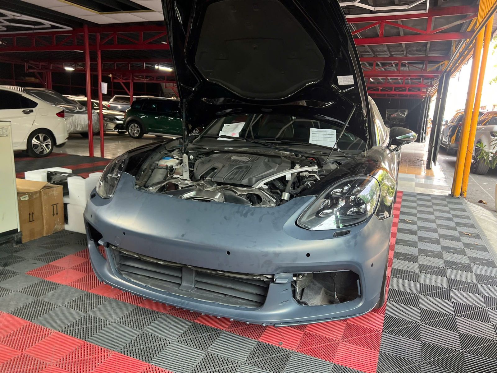Đồng Sơn Porsche Panamera