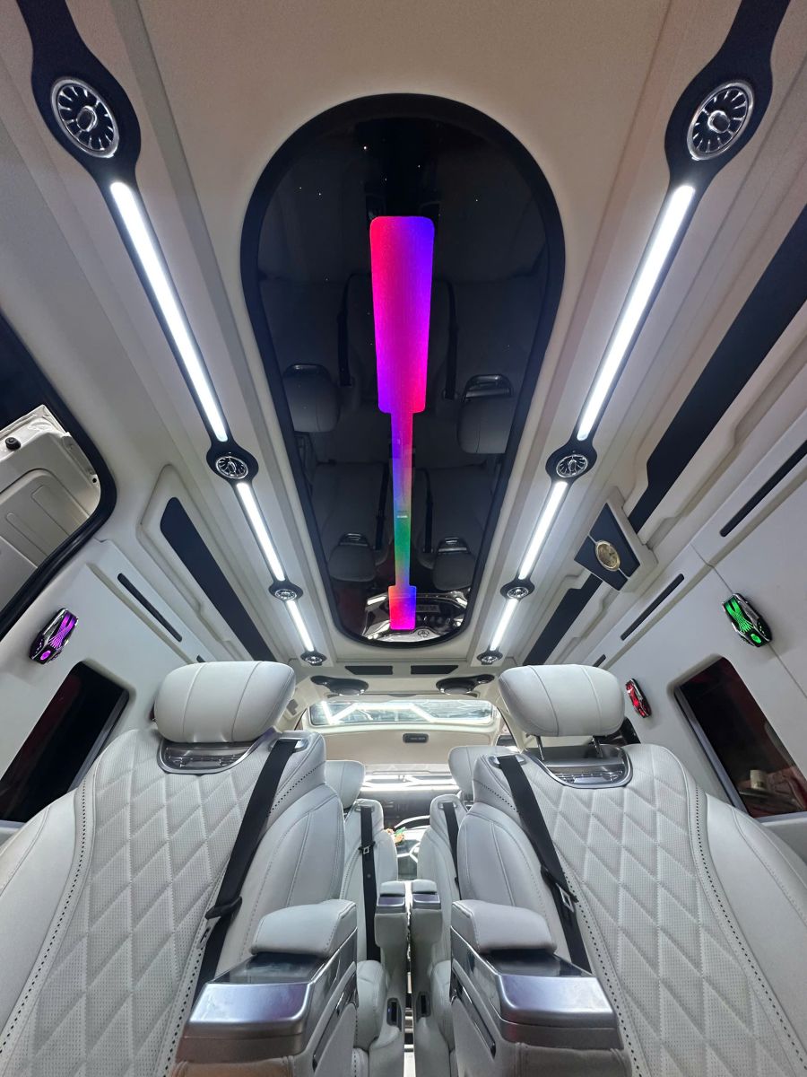 Nâng Cấp Limousine Toyota Hiace TpHCM